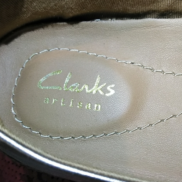 👡NWT CLARKS ARTISIAN ROSE GOLD SLIP ONS - Picture 3 of 8